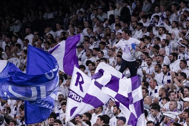 MK体育官网-科贝：皇马部分球迷计划在伯纳乌外集合等待球队，并发出嘘声